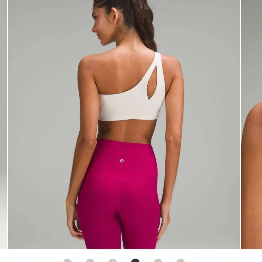 Lululemon Ribbed Nulu Asymmetrical Yoga Bra *Light Support, A/B Cup